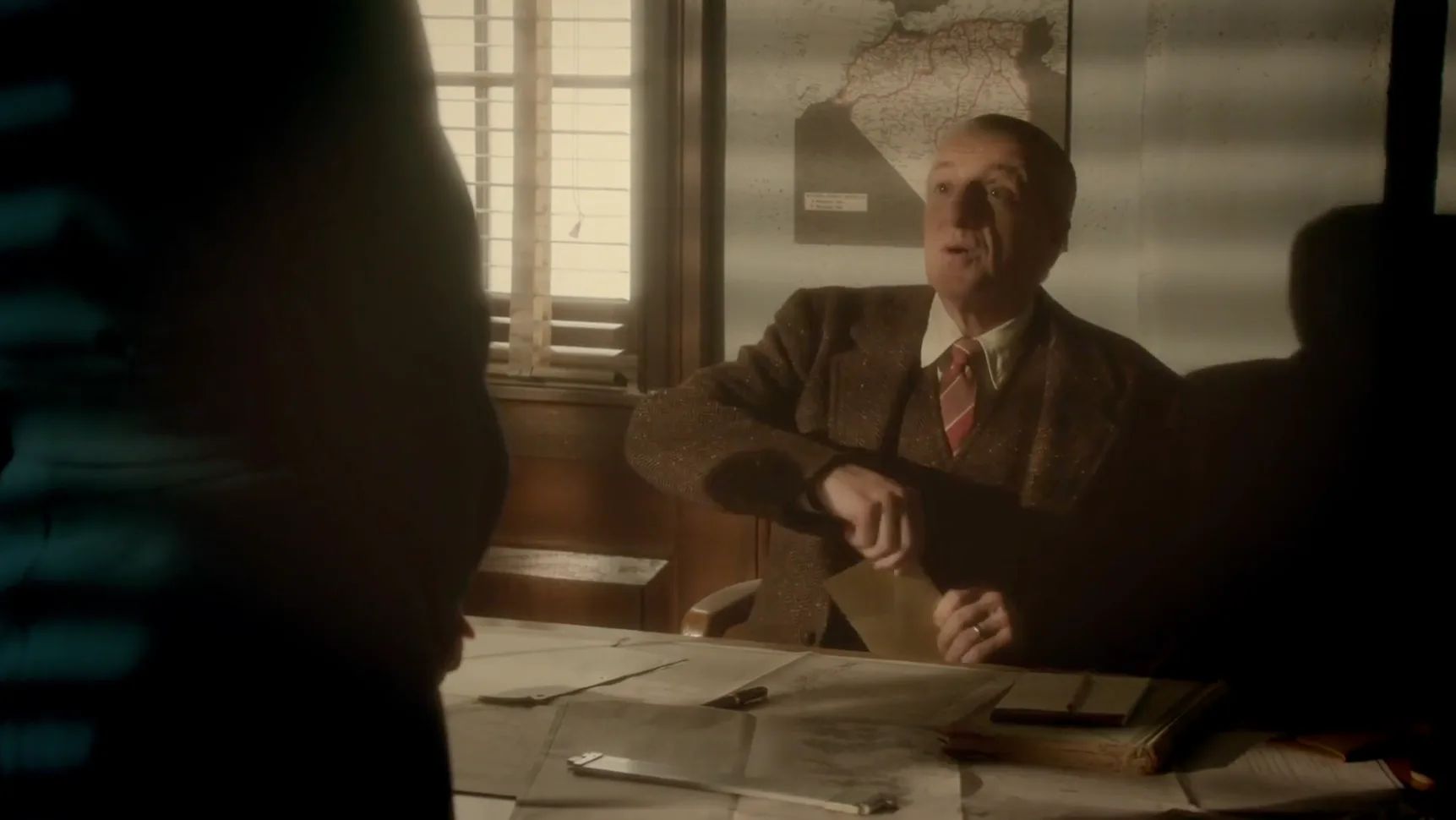 Mr Edwards Gives Peggy Her SOE Letter