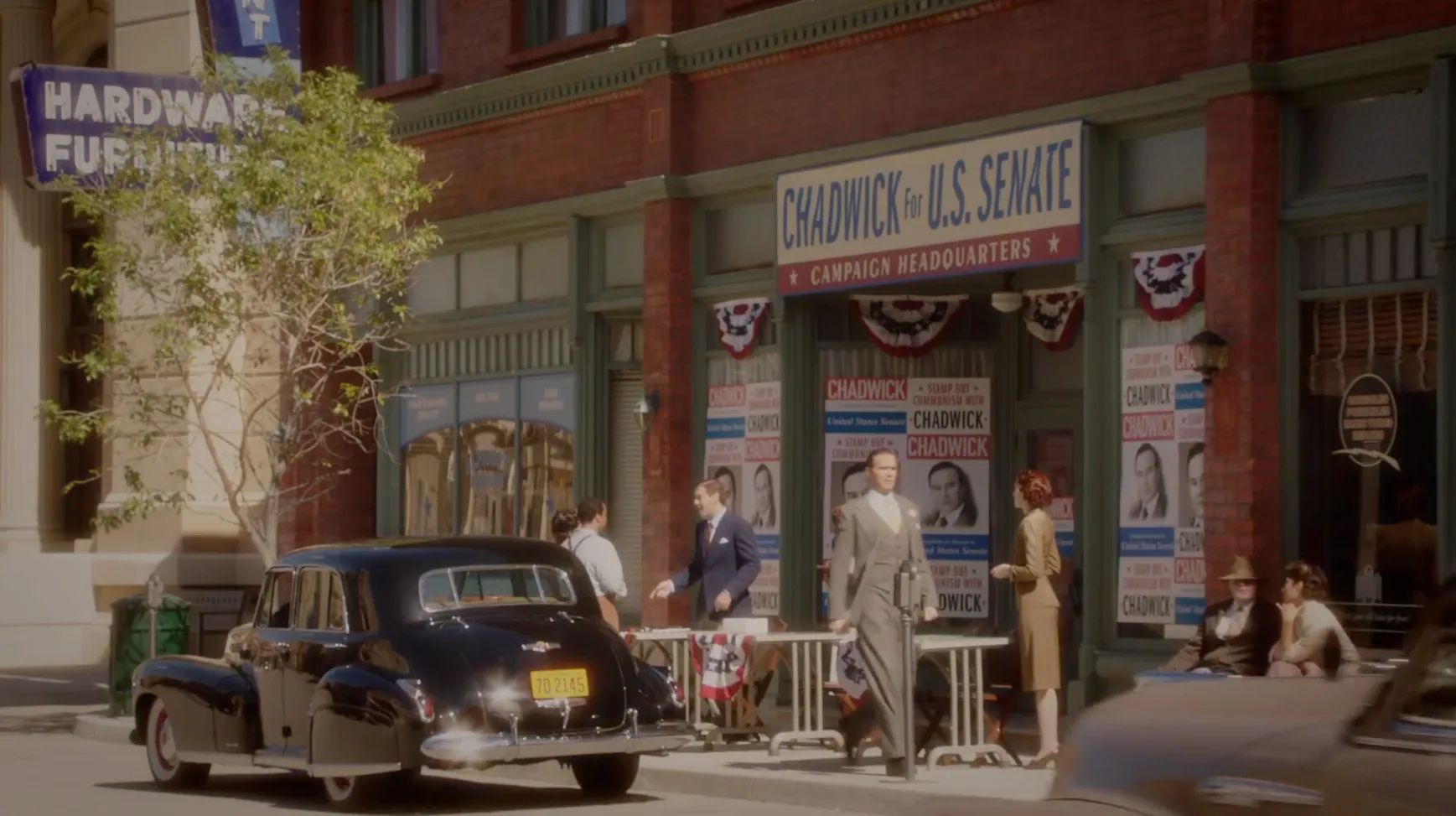 Jarvis Scopes Out Chadwick's Campaign Office